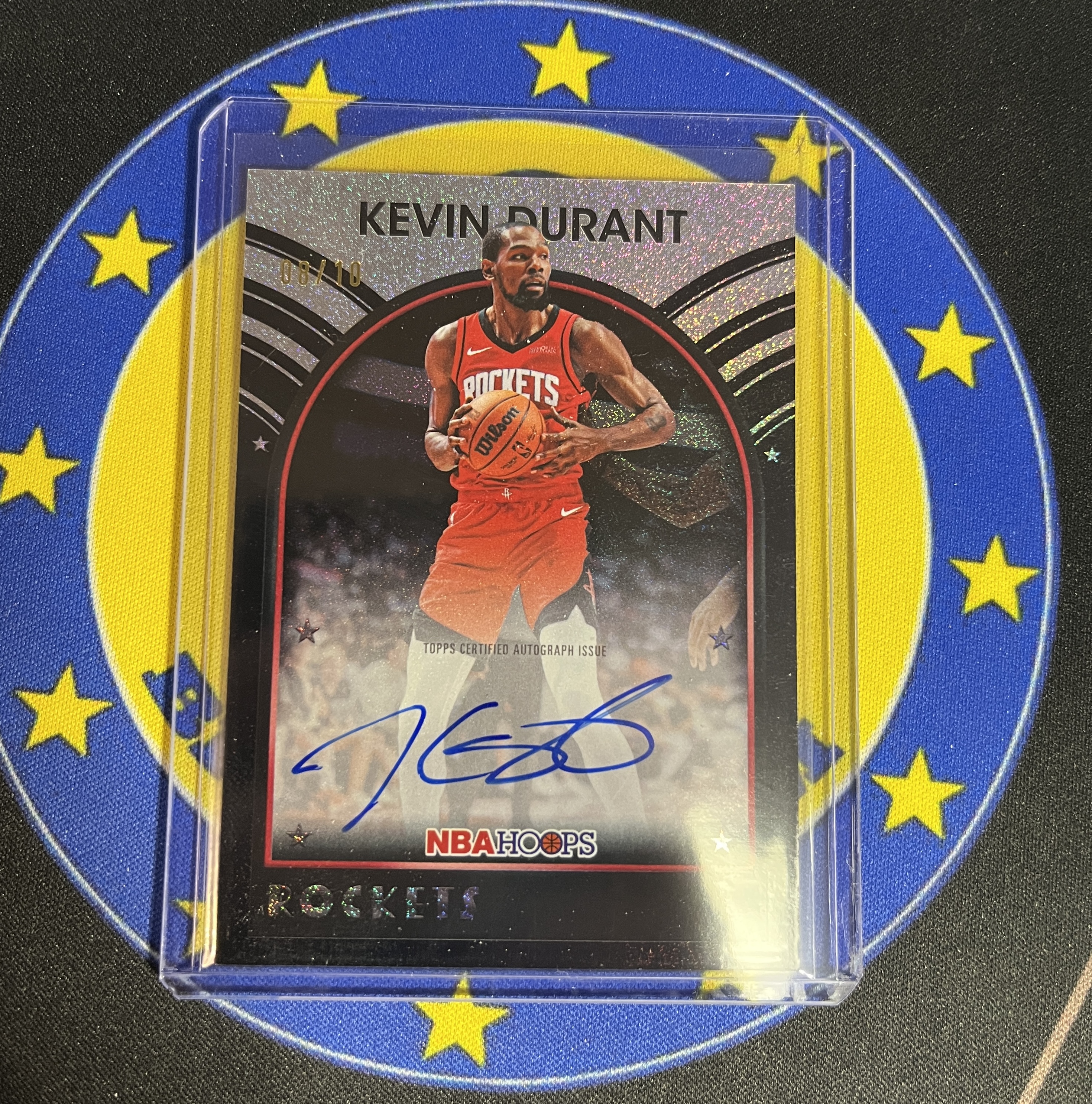 Kevin Durant — 2025 Topps Hoops 1989 Signature Black Pixel Burst /10